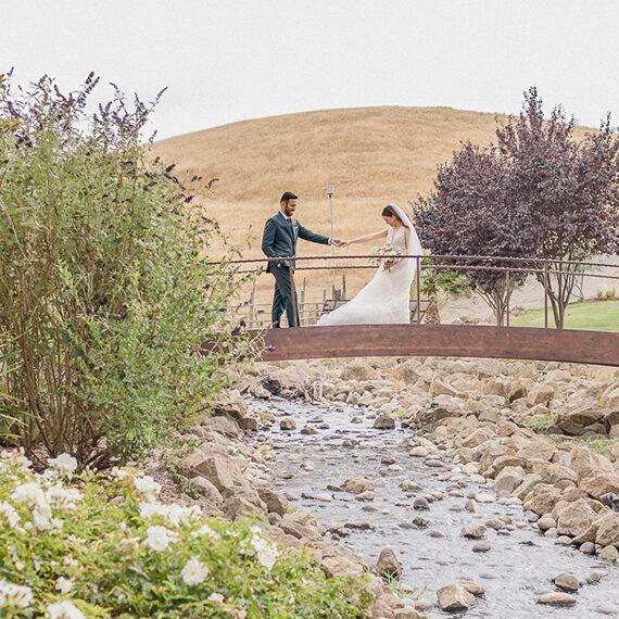 How to Choose the Best Catering Service for Your Bay Area Wedding